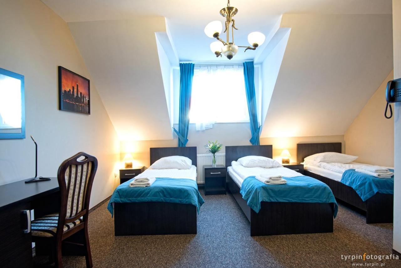 Hotel Millenium Góra Motyczna Kültér fotó