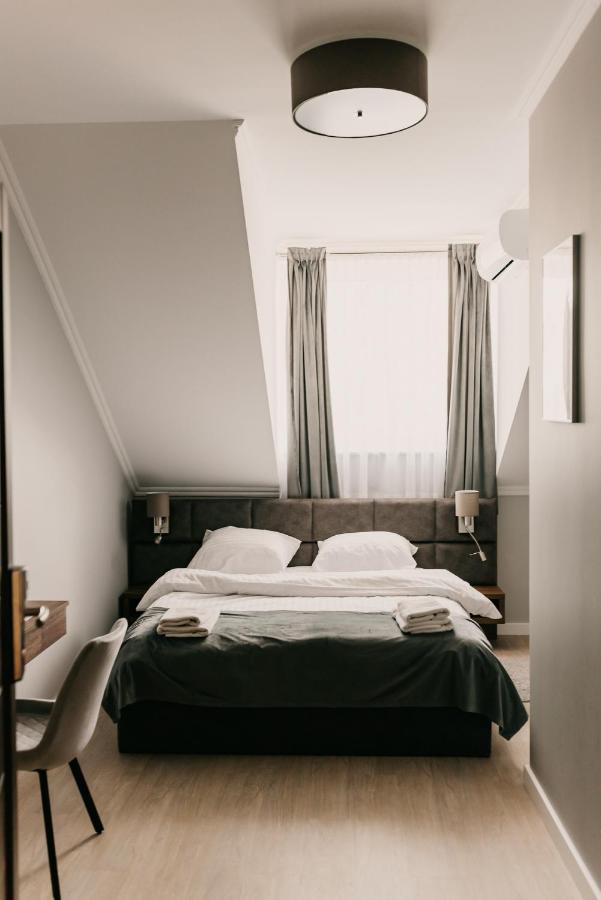 Hotel Millenium Góra Motyczna Kültér fotó