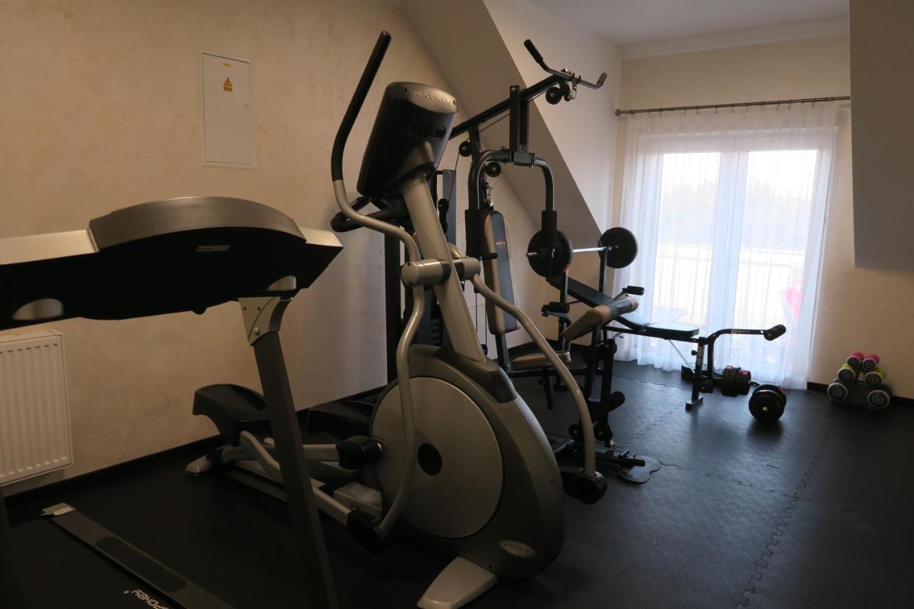 Hotel Millenium Góra Motyczna Kültér fotó