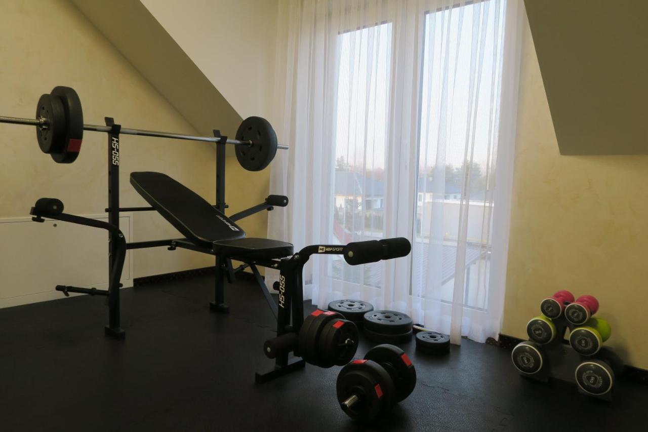 Hotel Millenium Góra Motyczna Kültér fotó